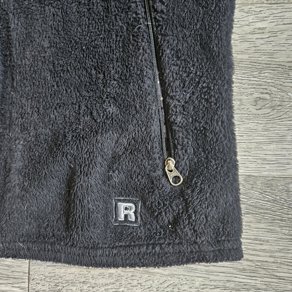 Patagonia Women's Black Fleece Vest - Picture 3 of 7